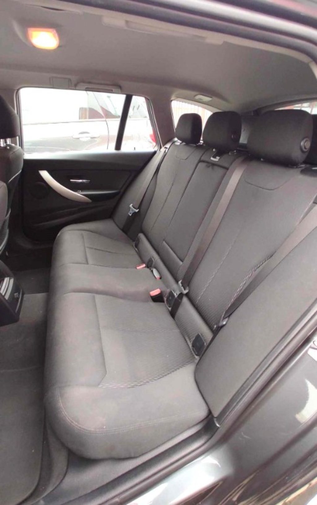 BMW 320 d Touring Business Advantage aut. - 12