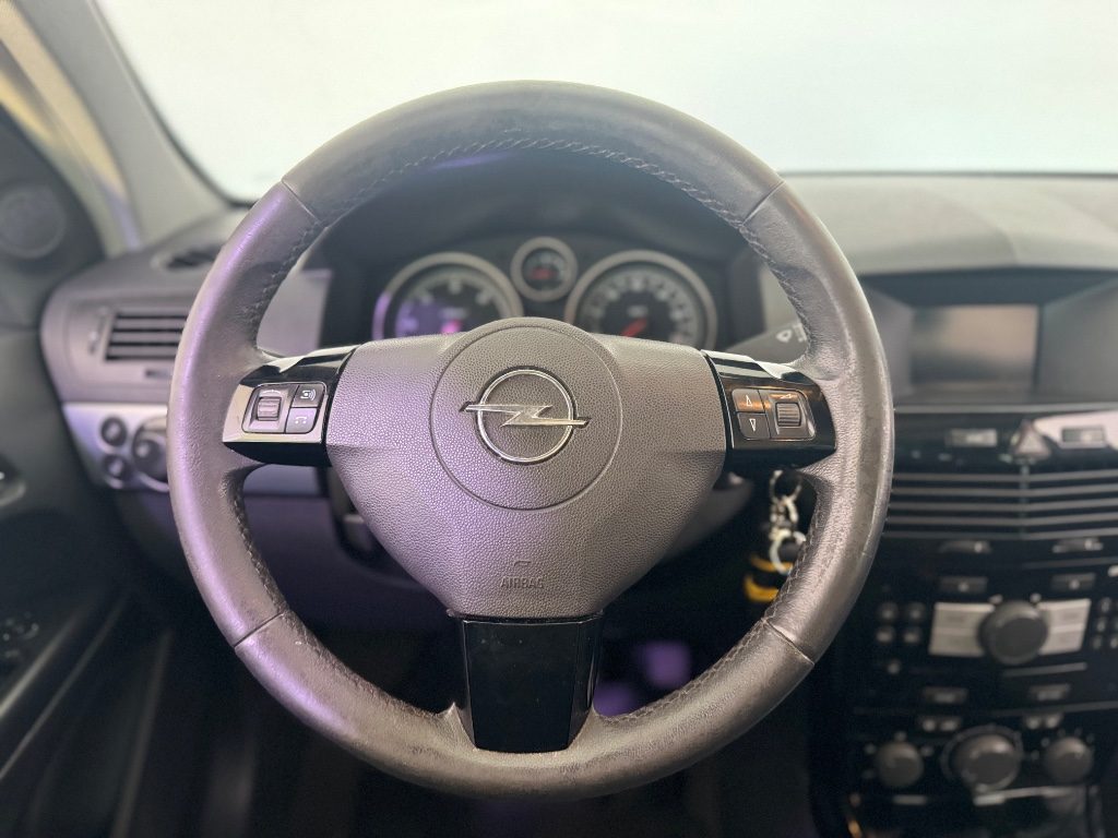 OPEL Astra 1.7 CDTI 101CV 5 porte Cosmo - 16