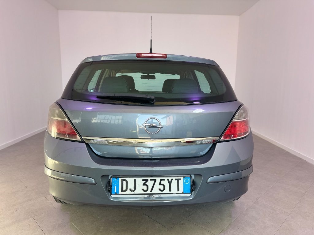 OPEL Astra 1.7 CDTI 101CV 5 porte Cosmo - 4