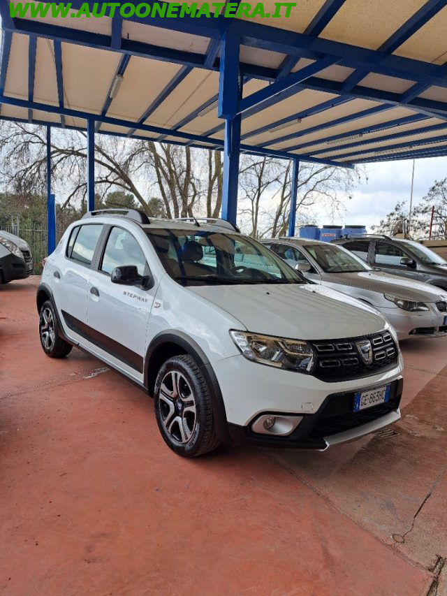 DACIA Sandero Bianco pastello