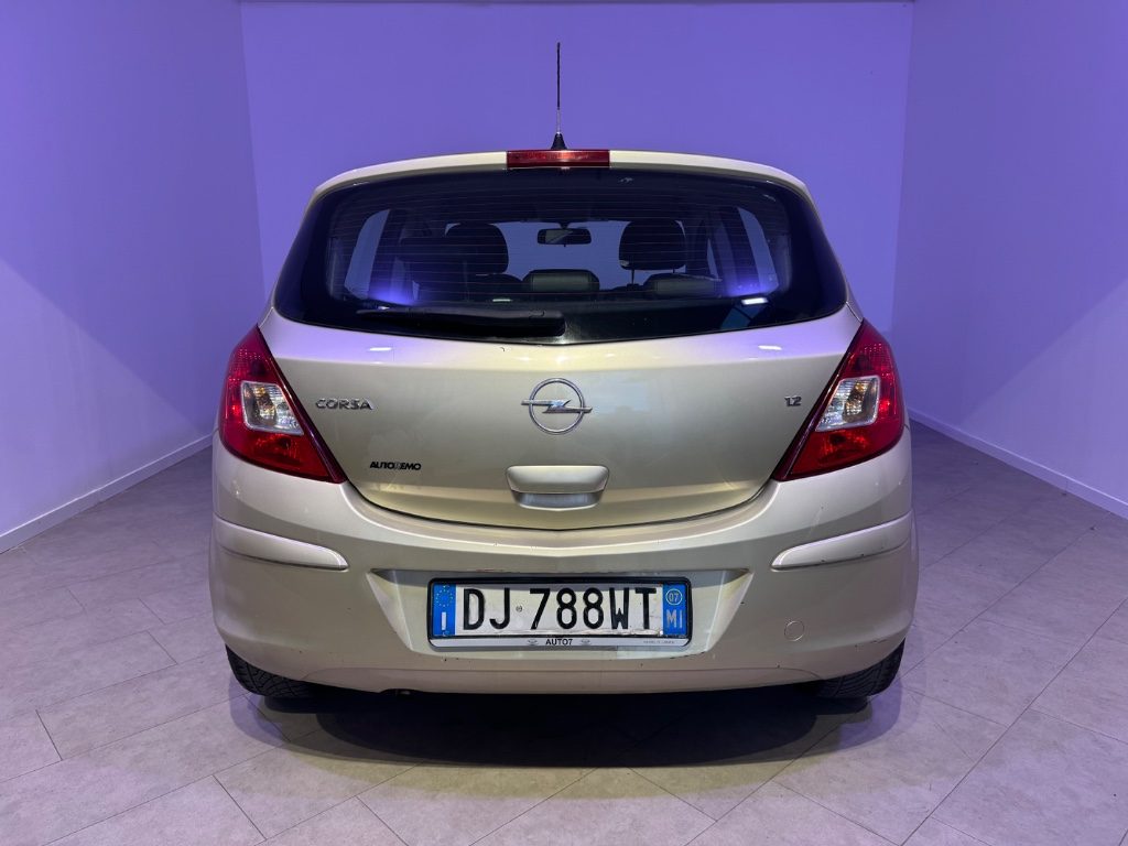 OPEL Corsa 1.2 5 porte Cosmo - 6