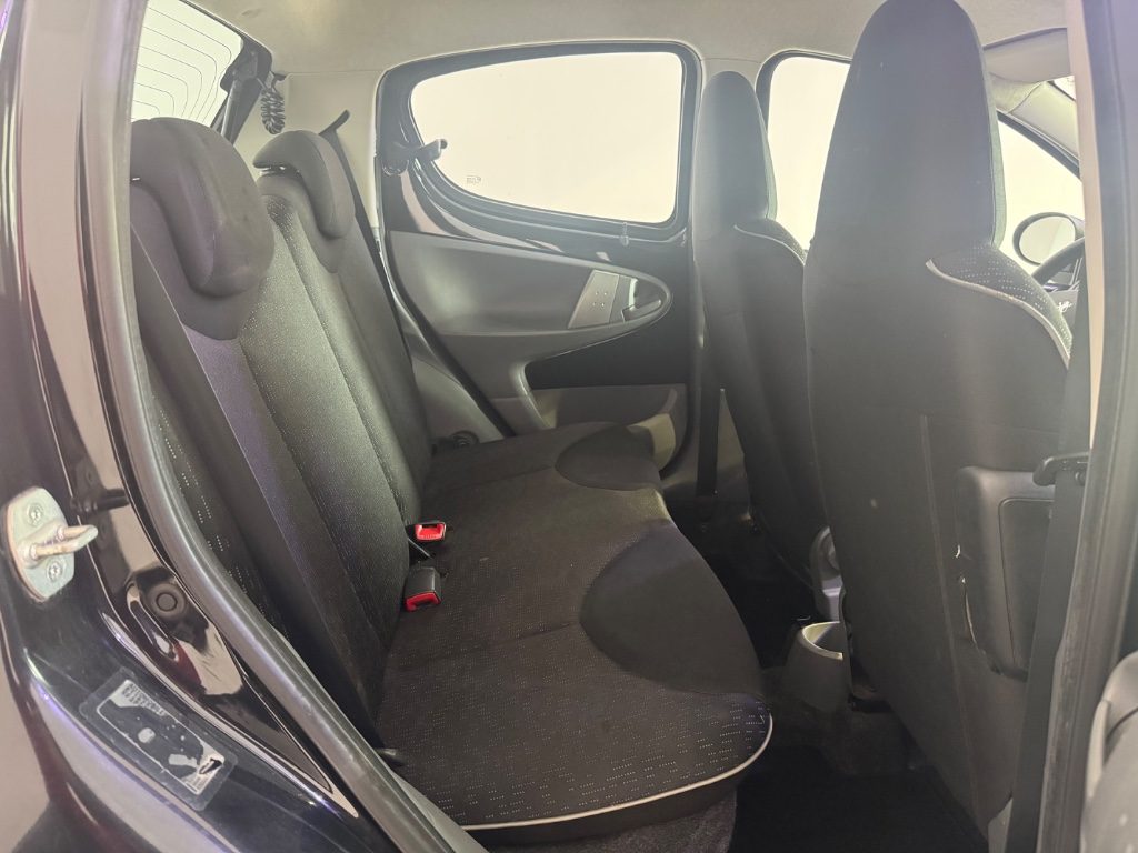 PEUGEOT 107 1.0 68CV 5p. Sweet Years 2Tronic - 14