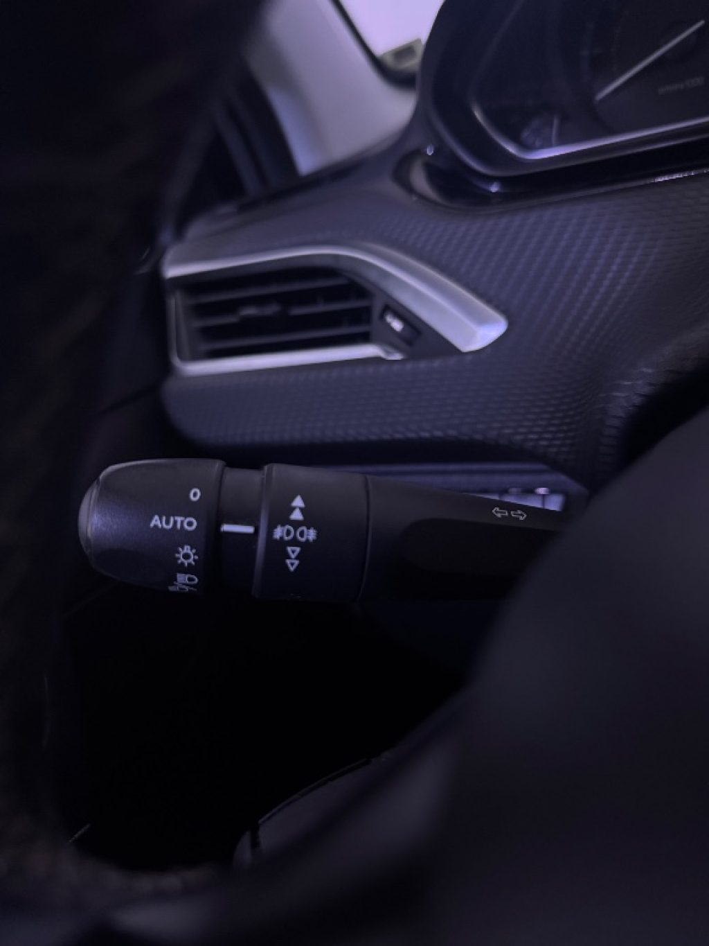 PEUGEOT 2008 1° serie 1.6 VTi 120CV Allure - 22