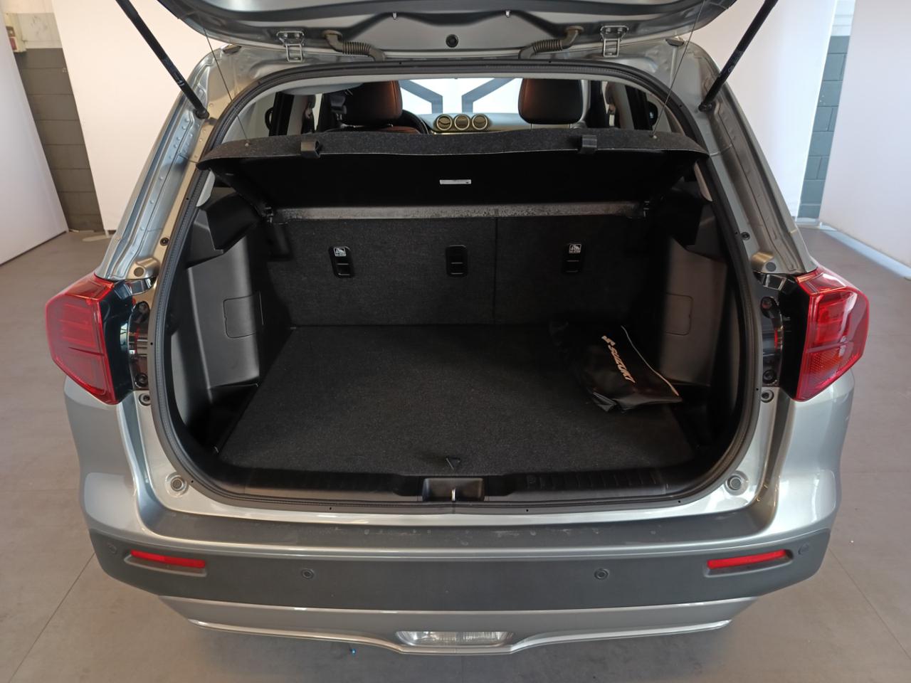 SUZUKI Vitara 1.4 Hybrid Top - 10