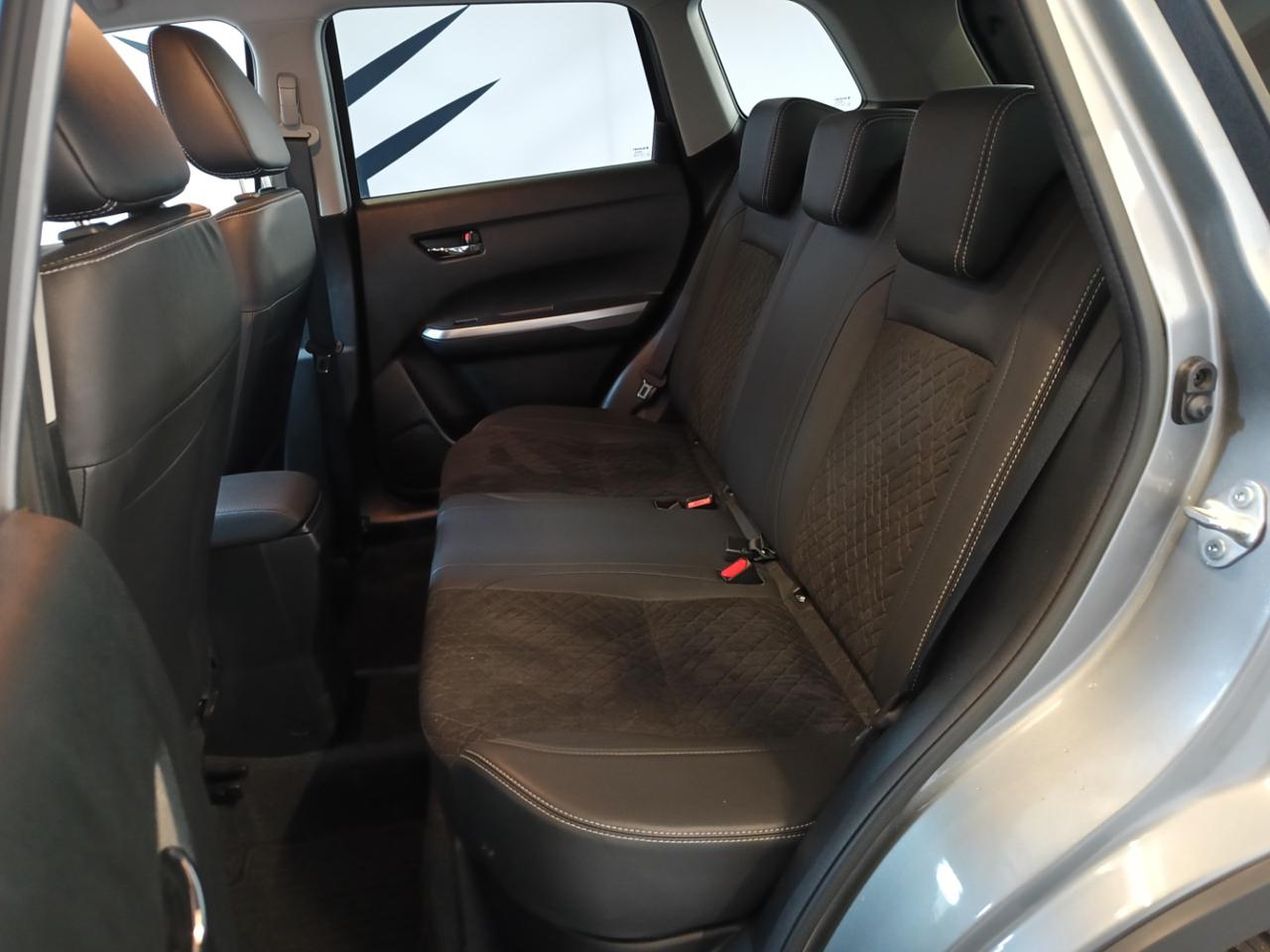 SUZUKI Vitara 1.4 Hybrid Top - 9