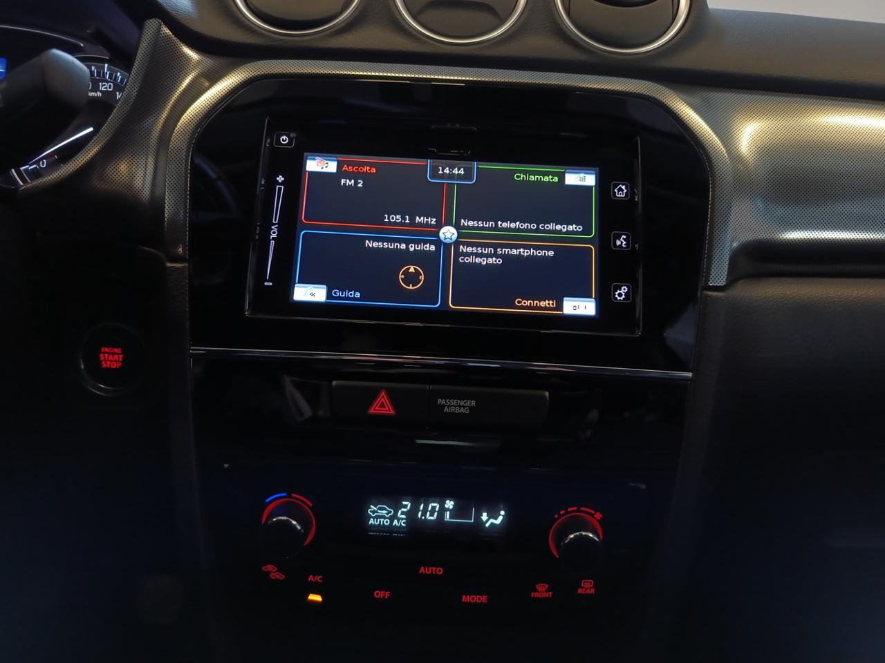 SUZUKI Vitara 1.4 Hybrid Top - 13