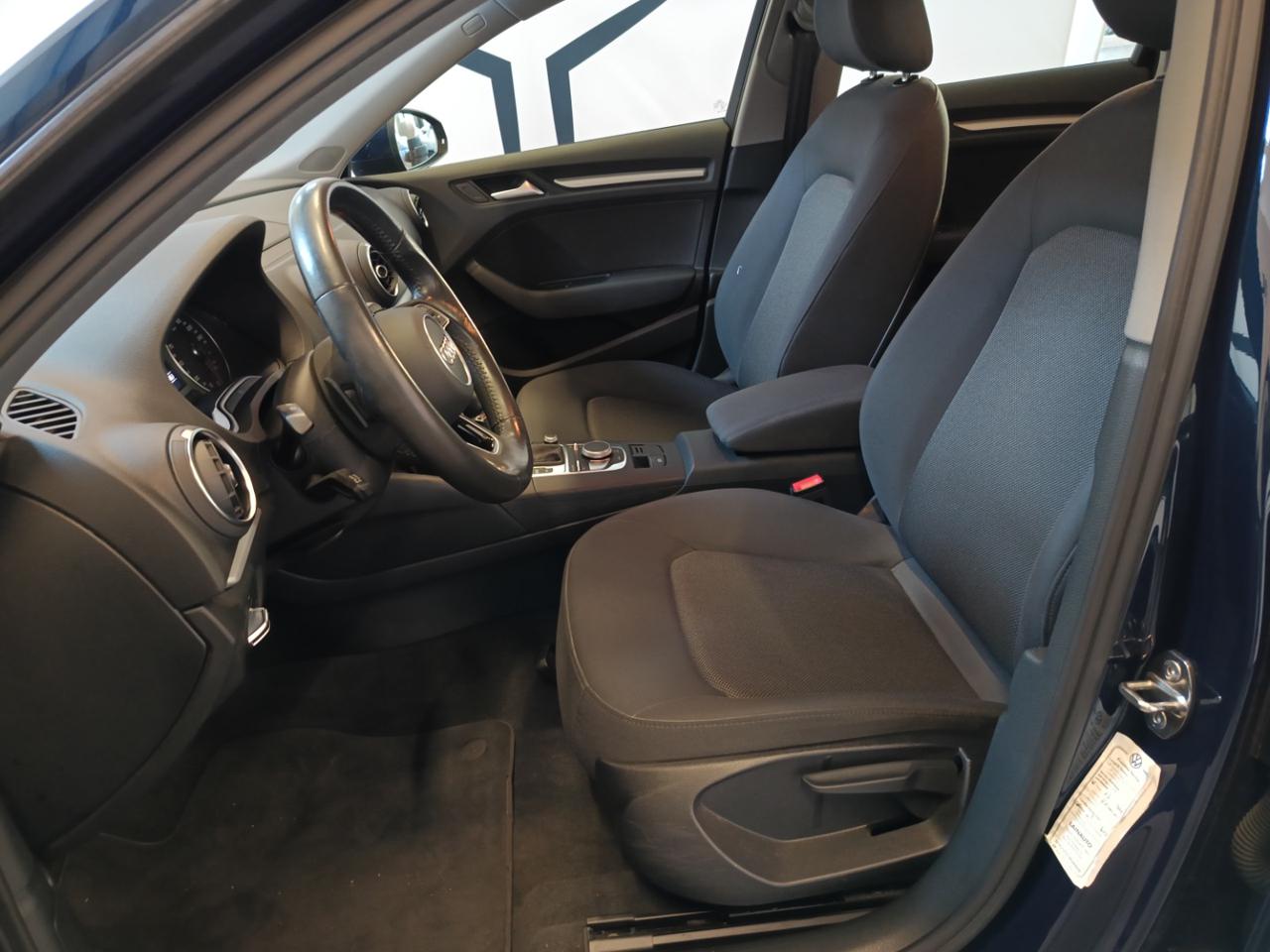 AUDI A3 SPB 1.5 TFSI COD S tronic Business - 8