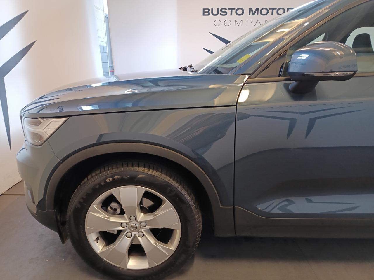 VOLVO XC40 T2 Automatico Momentum - 7