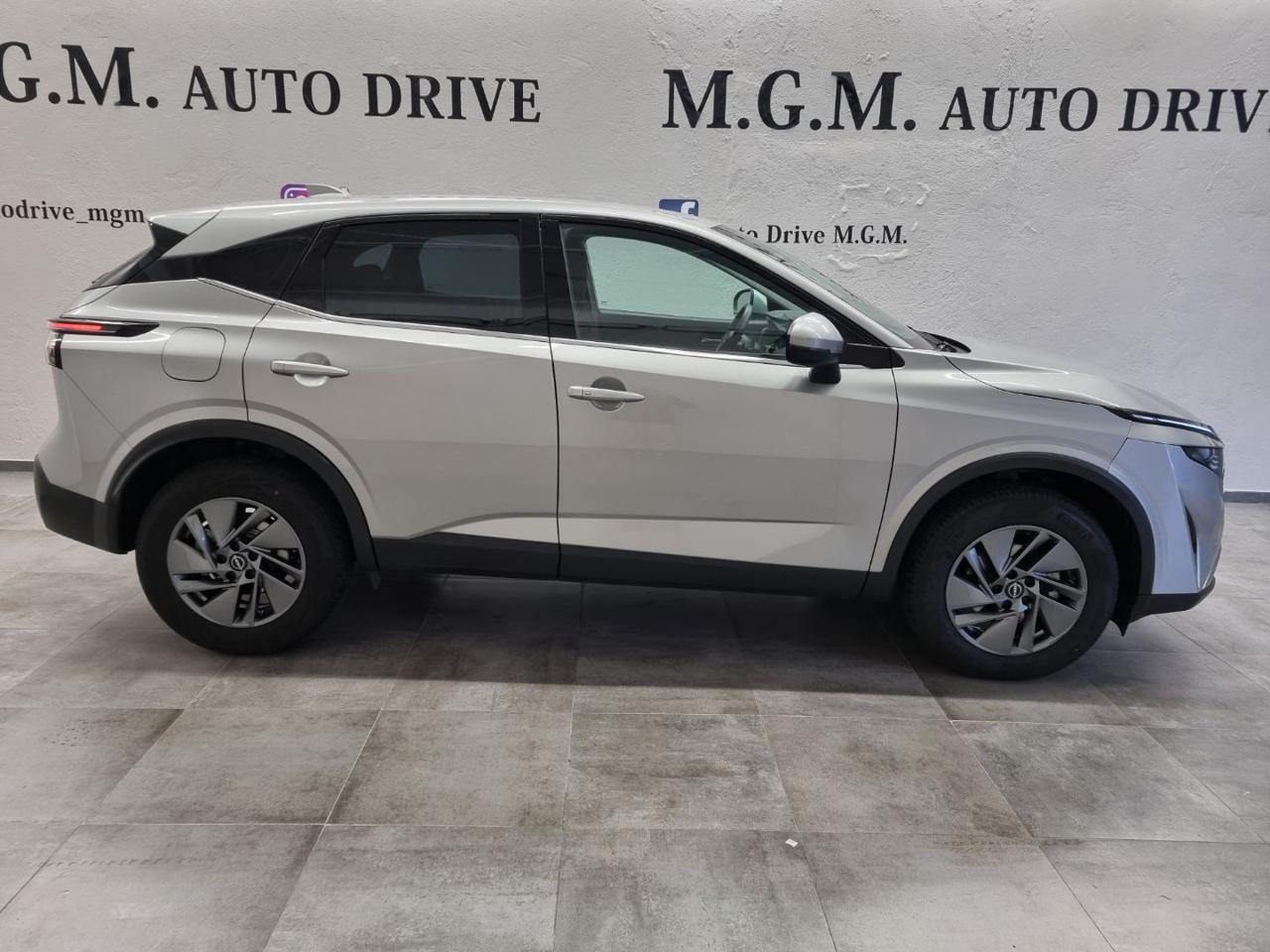 NISSAN Qashqai MHEV 158 CV Xtronic ACENTA - 4