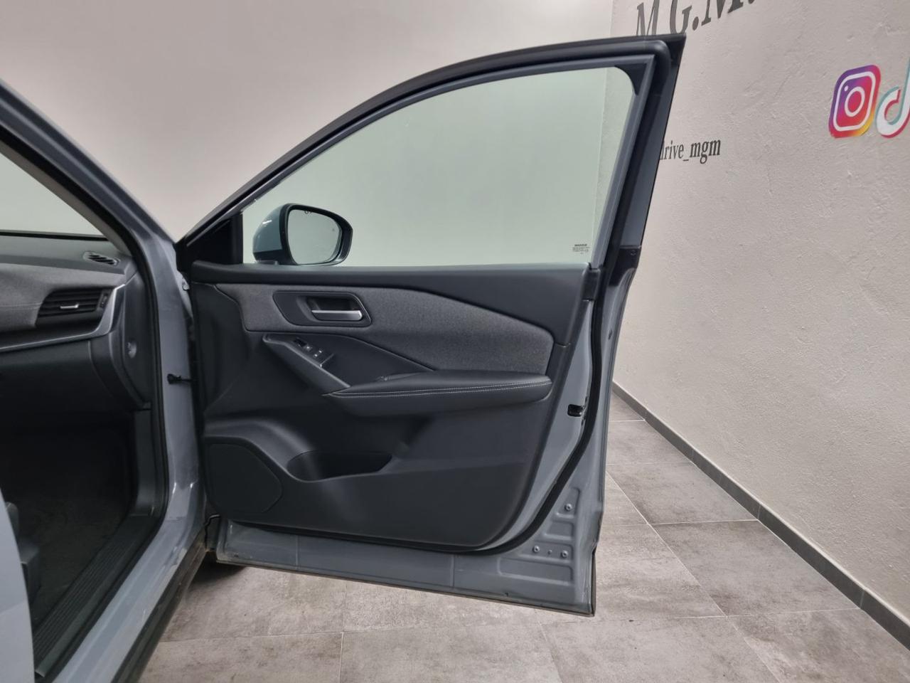 NISSAN Qashqai MHEV 158 CV Xtronic ACENTA - 33