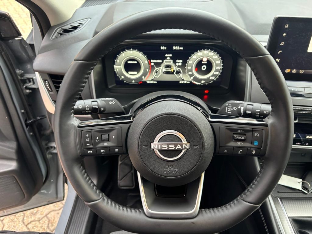 NISSAN Qashqai MHEV 140 CV N-Connecta - 20