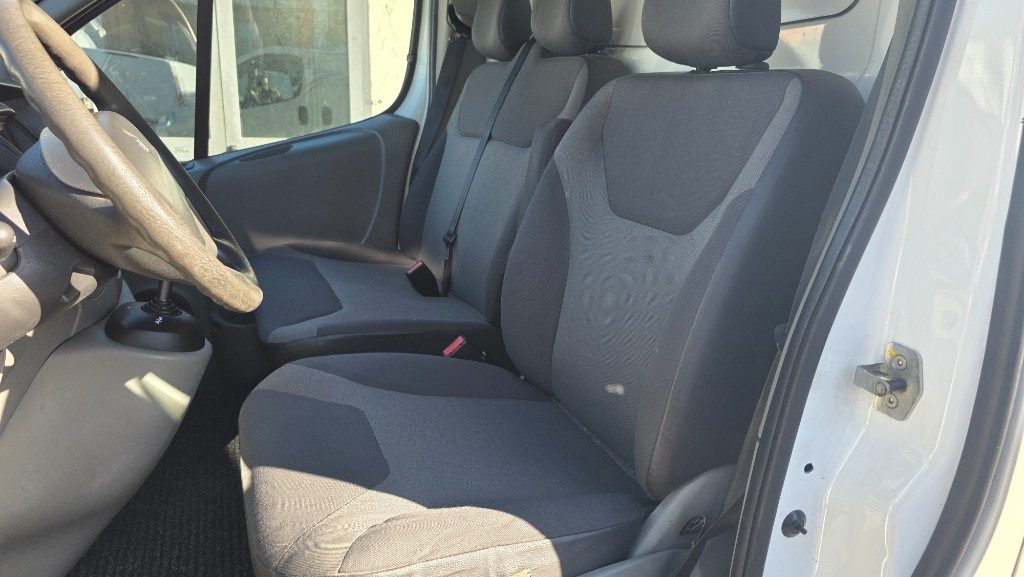 RENAULT Trafic T27 2.0 dCi/115 PC-TN Furgone DPF QS Automatico - 9