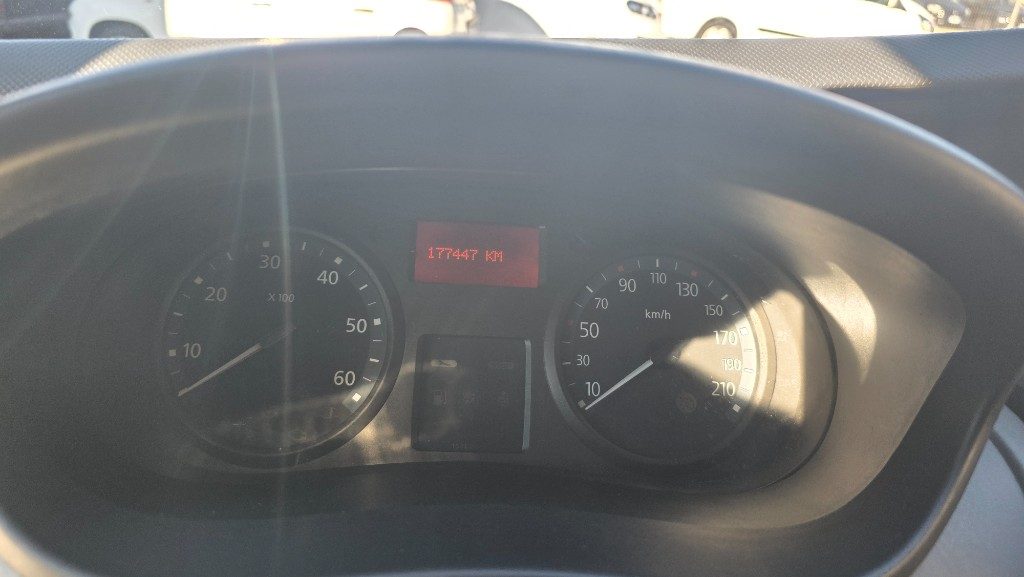 RENAULT Trafic T27 2.0 dCi/115 PC-TN Furgone DPF QS Automatico - 13