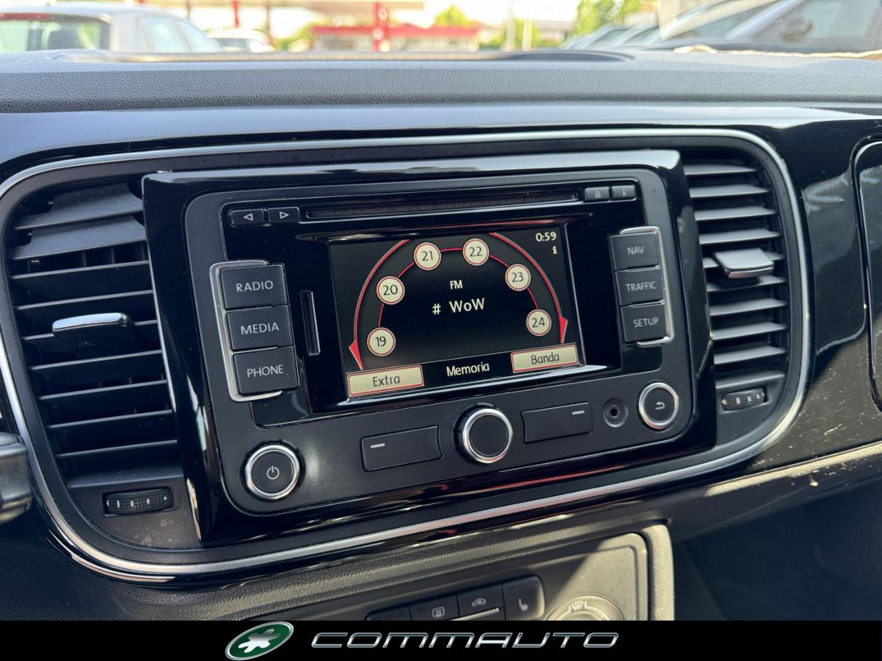 VOLKSWAGEN Maggiolino Cabrio 2.0 TDI DSG Sport - 15