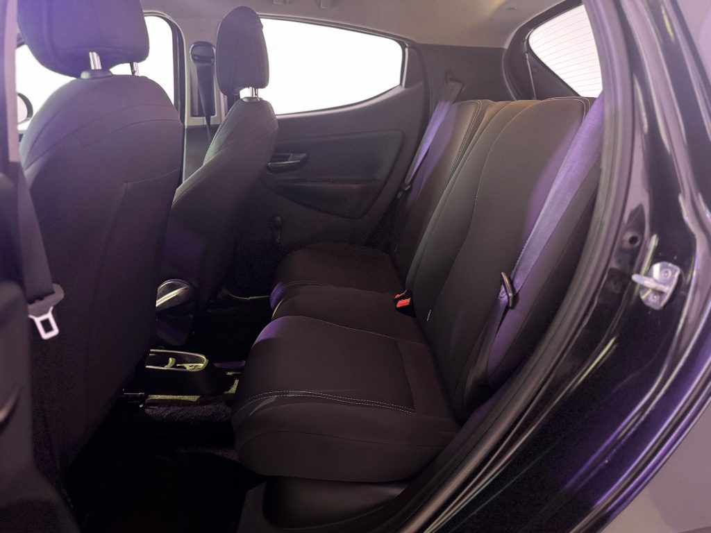 LANCIA Ypsilon 0.9 TwinAir 85 CV 5 porte Metano Ecochic Elefantin - 8