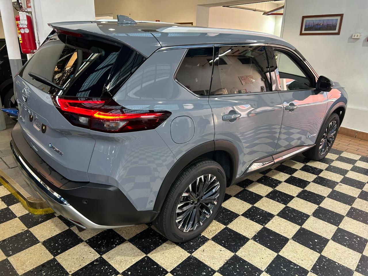 NISSAN X-Trail e-Power e-4orce 4WD 5 posti Tekna Tetto&Nappa - 2