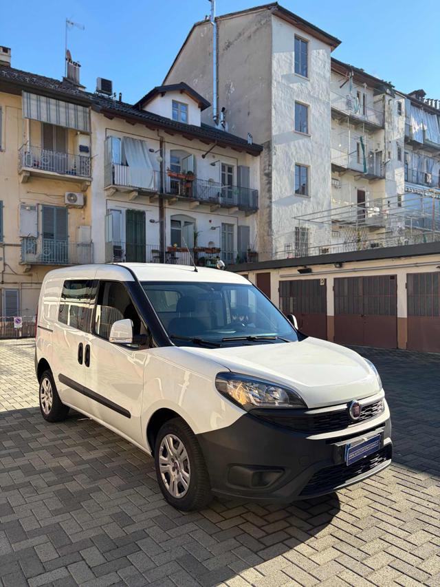 FIAT Doblo Bianco pastello