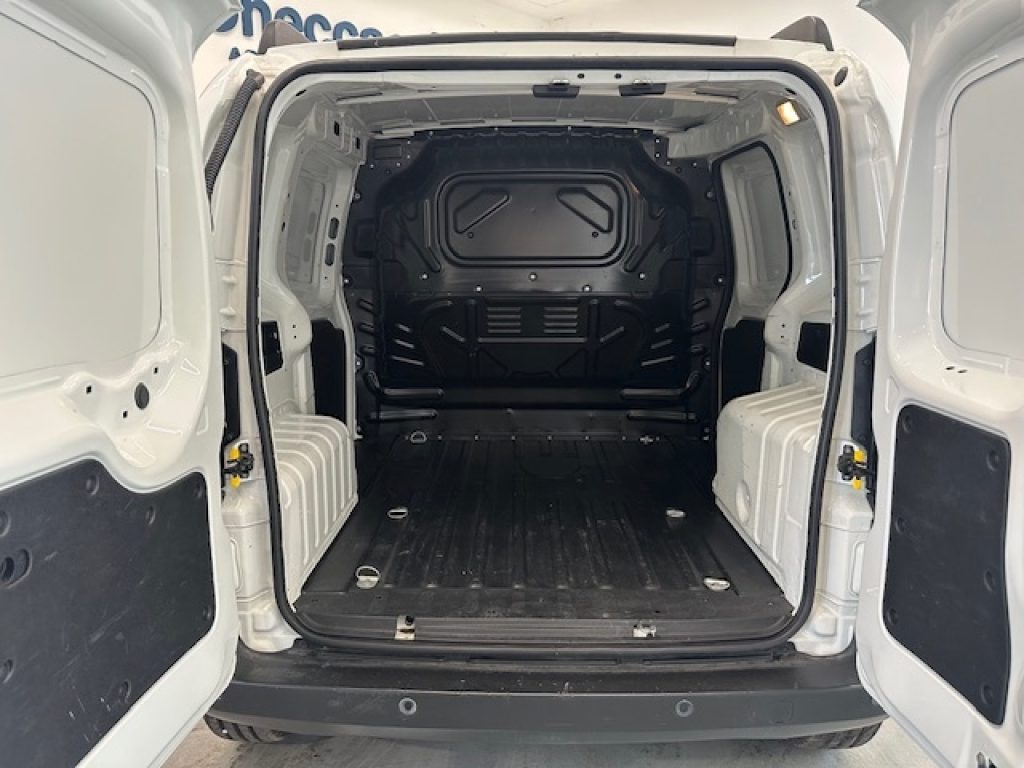 FIAT Fiorino 2ª serie -  1.3 MJT 95CV Cargo SX - 6