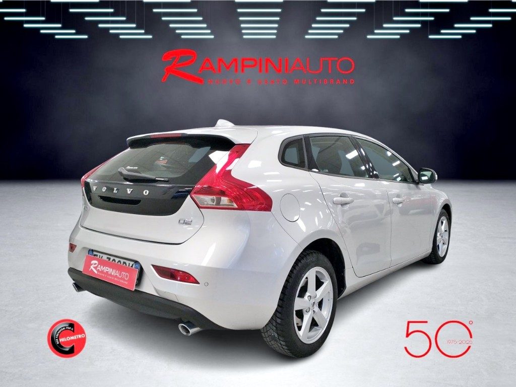 VOLVO V40 D2 Business 120 Cv Pronta Consegna - 9