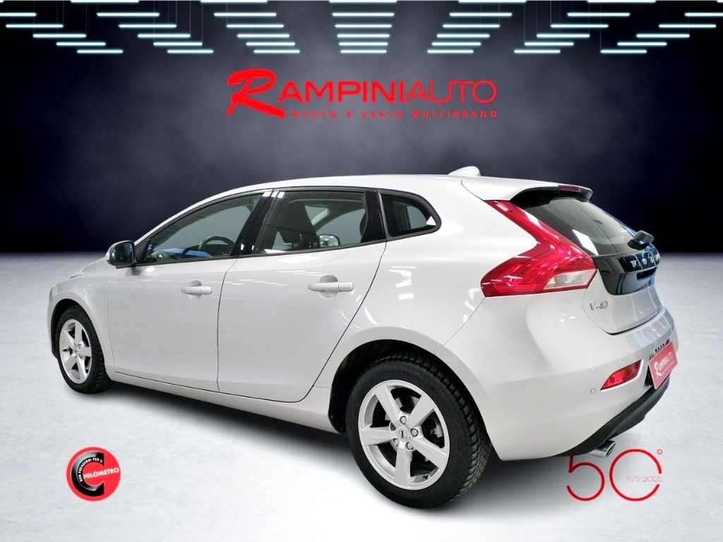 VOLVO V40 D2 Business 120 Cv Pronta Consegna - 12