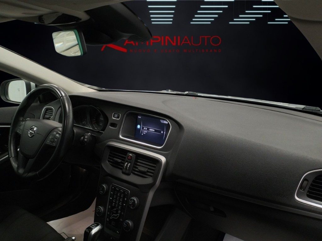 VOLVO V40 D2 Business 120 Cv Pronta Consegna - 20