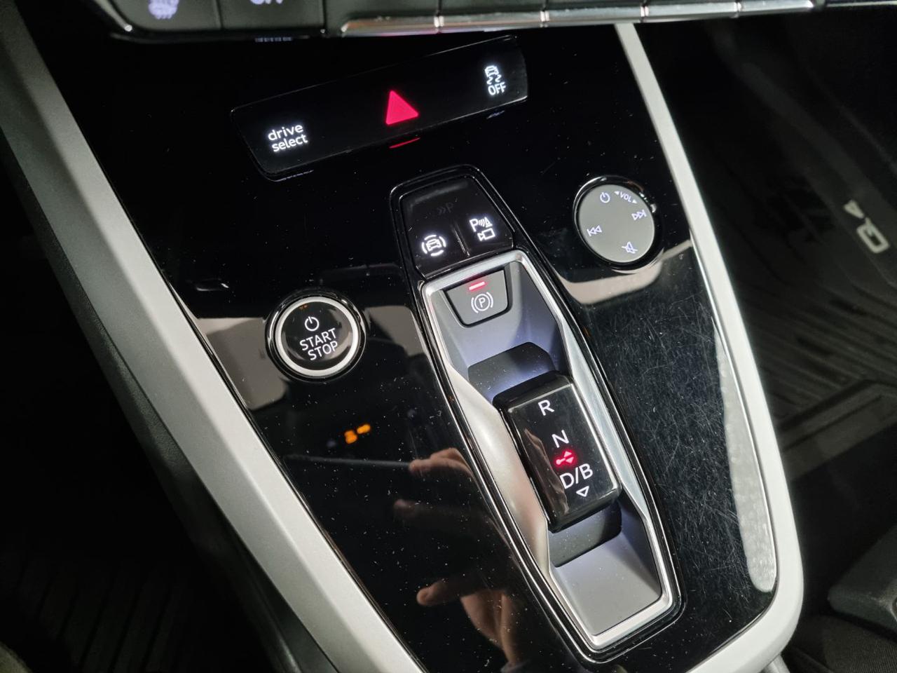 AUDI Q4 e-tron Q4 SPB 40 e-tron BUSINESS ADVANCED - 16