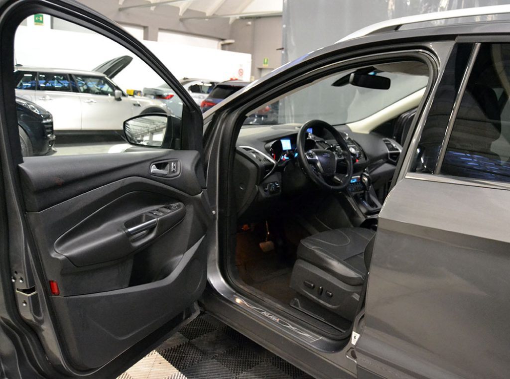 FORD Kuga 2.0 TDCI 163 CV 4WD Powershift Titanium - 2