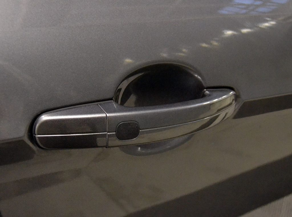 FORD Kuga 2.0 TDCI 163 CV 4WD Powershift Titanium - 23