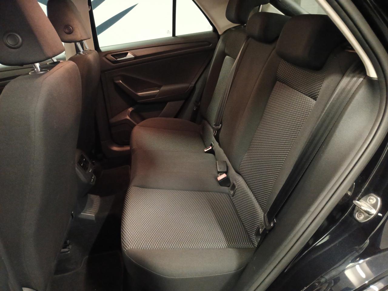 VOLKSWAGEN T-Roc 1.0 TSI Business - 9