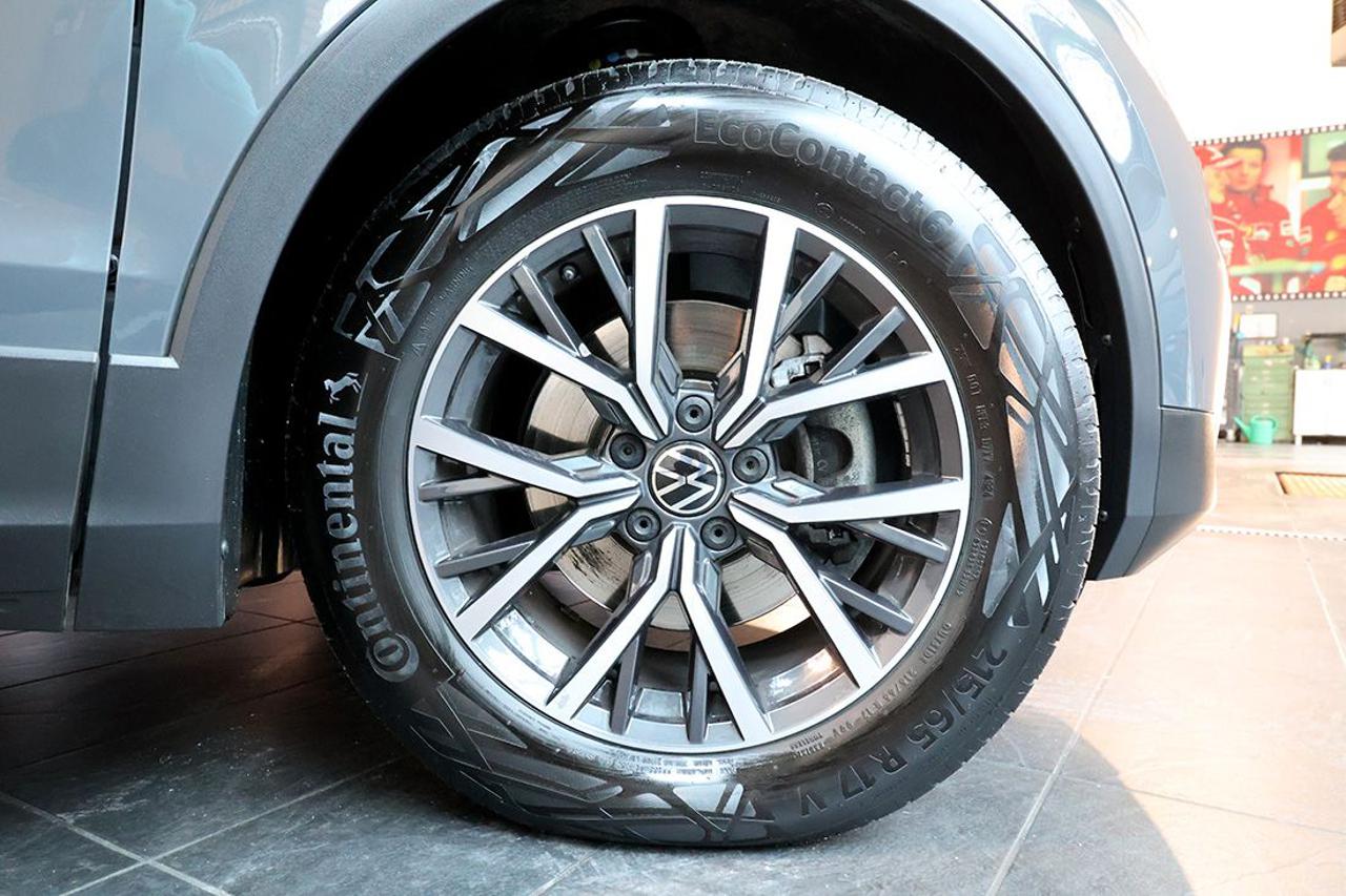 VOLKSWAGEN Tiguan 2.0 TDI 150cv SCR DSG Life - 6