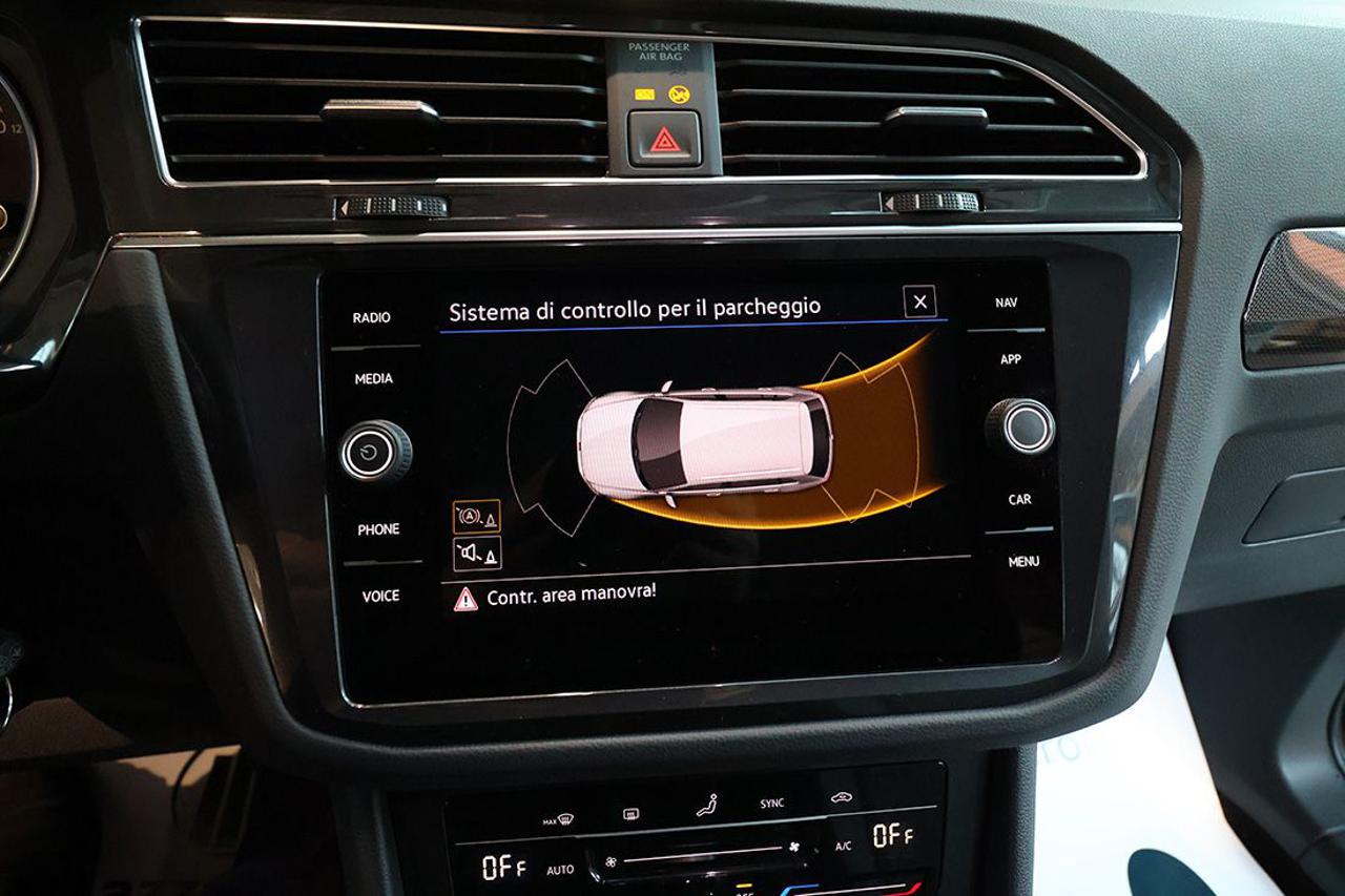 VOLKSWAGEN Tiguan 2.0 TDI 150cv SCR DSG Life - 24