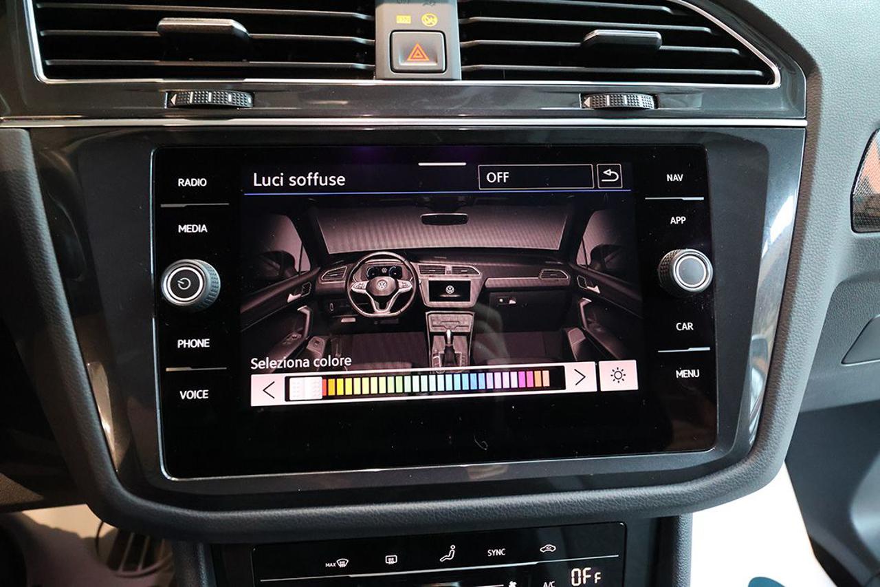 VOLKSWAGEN Tiguan 2.0 TDI 150cv SCR DSG Life - 28