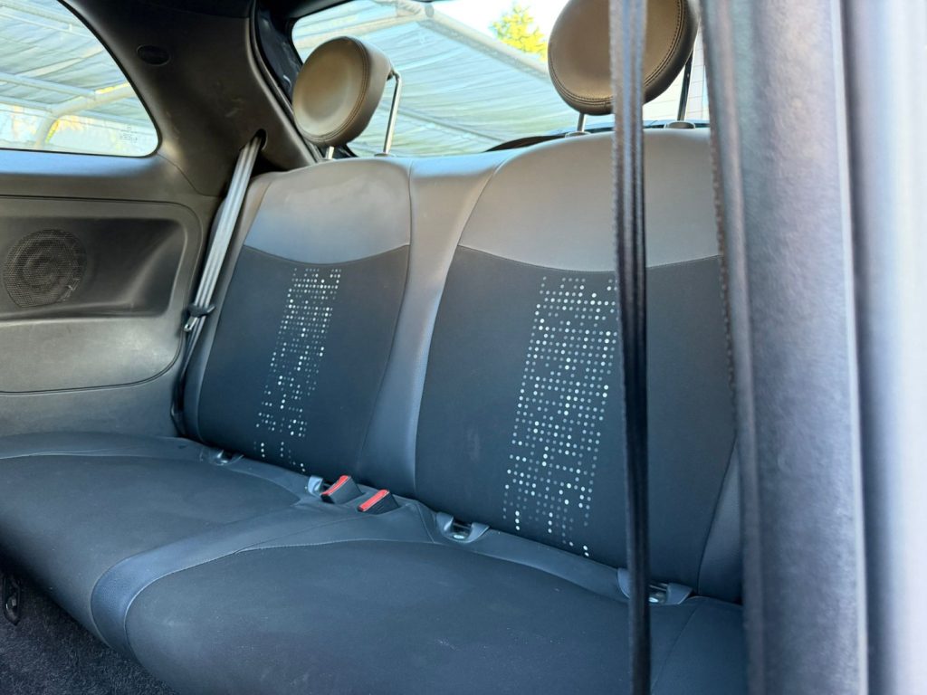 FIAT 500 1.0 Hybrid Connect - 12