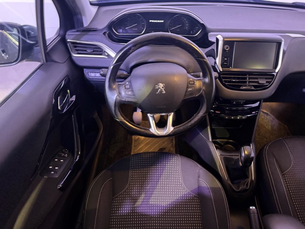 PEUGEOT 208 1° serie PureTech 82 5 porte Allure - 14