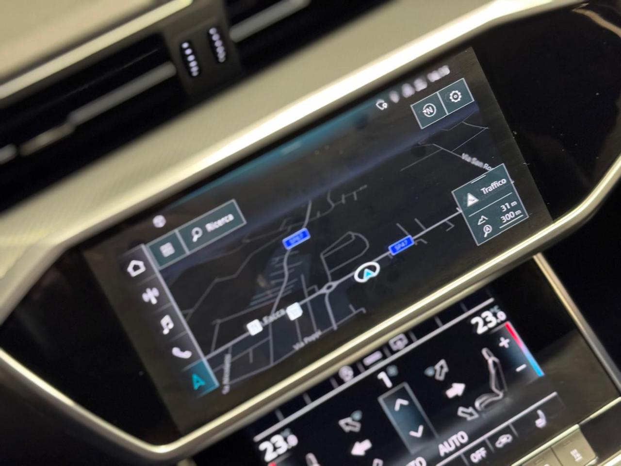 AUDI A6 Avant 40 2.0 TDI quattro ultra S tronic Sport - 15