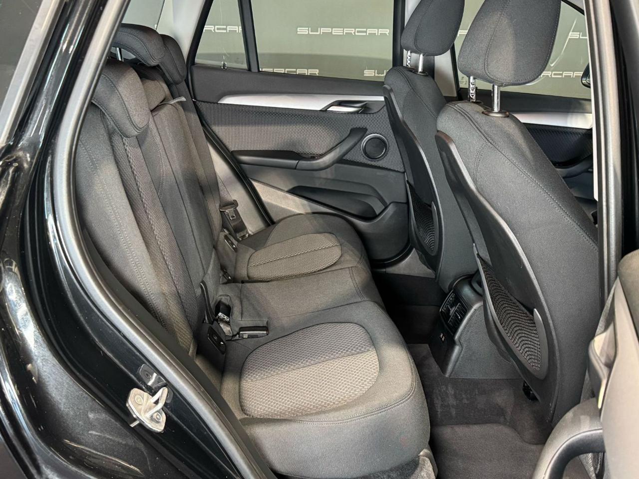 BMW X1 sDrive18d Business Advantage - 13