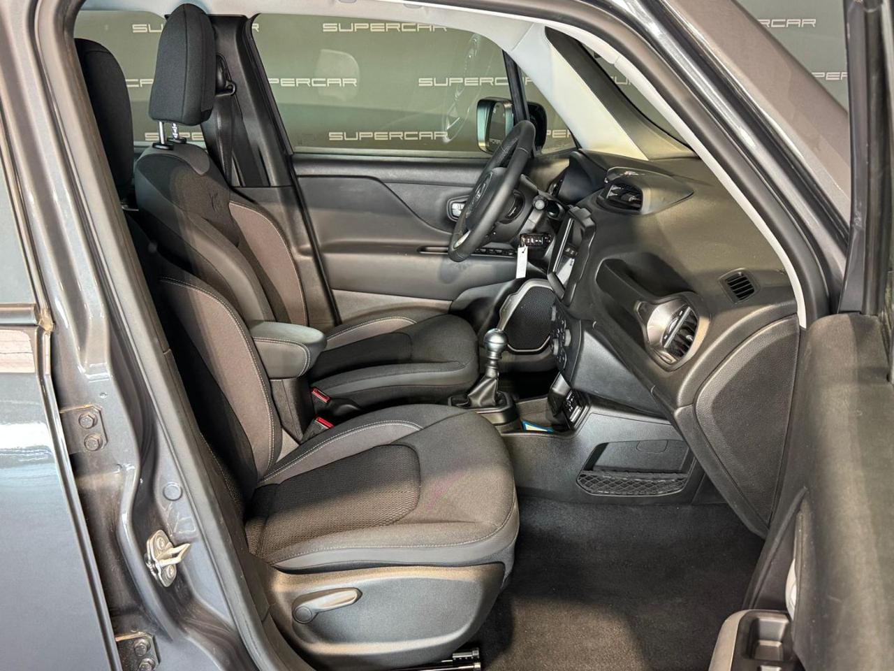 JEEP Renegade 1.0 T3 Limited - 12