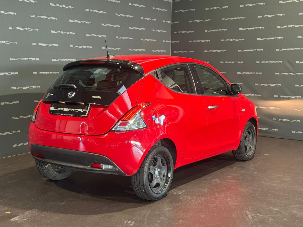 LANCIA Ypsilon 1.0 FireFly 5 porte S&S Hybrid Silver - 3