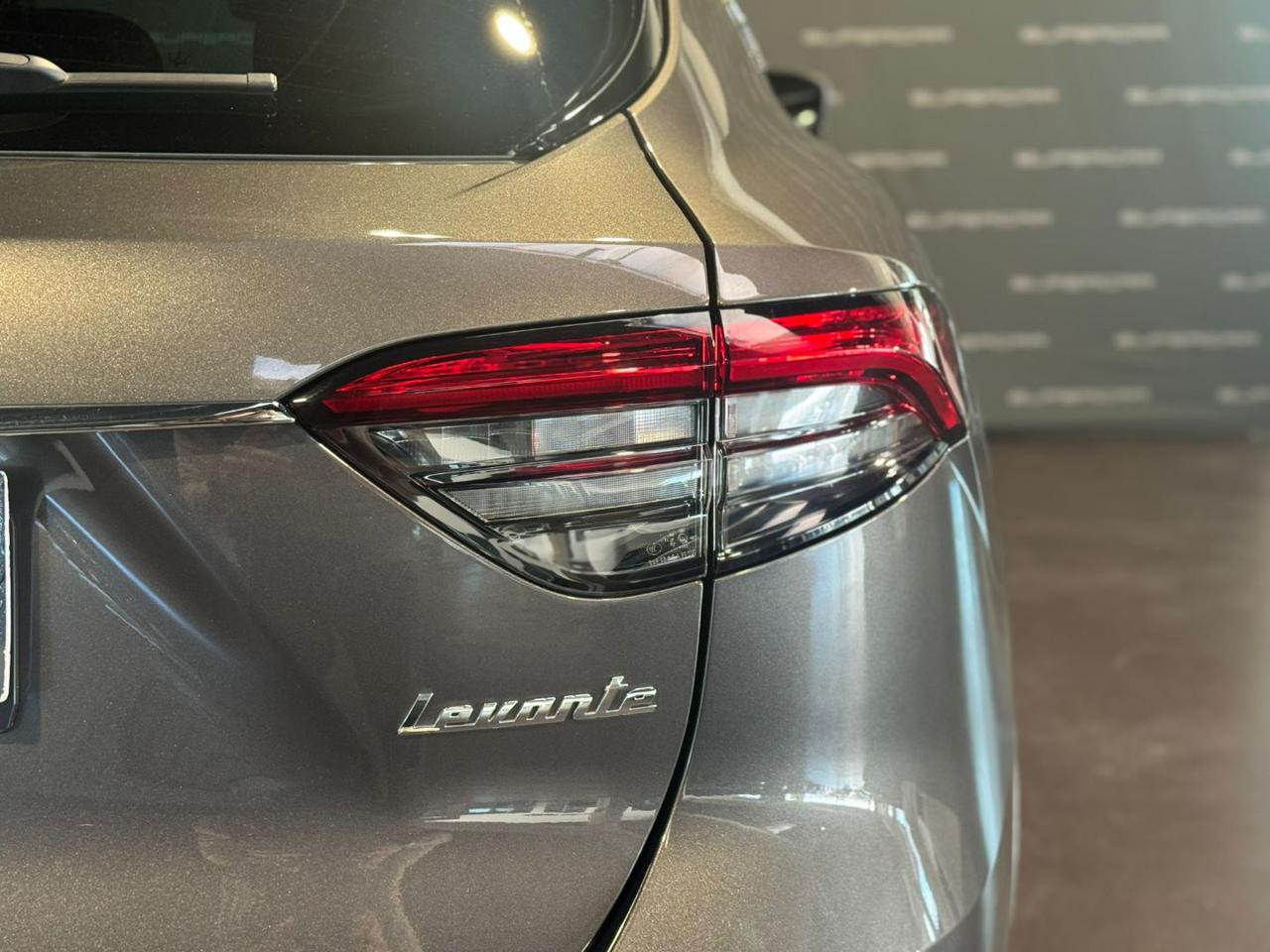 MASERATI Levante MHEV 330 CV AWD GT - 6