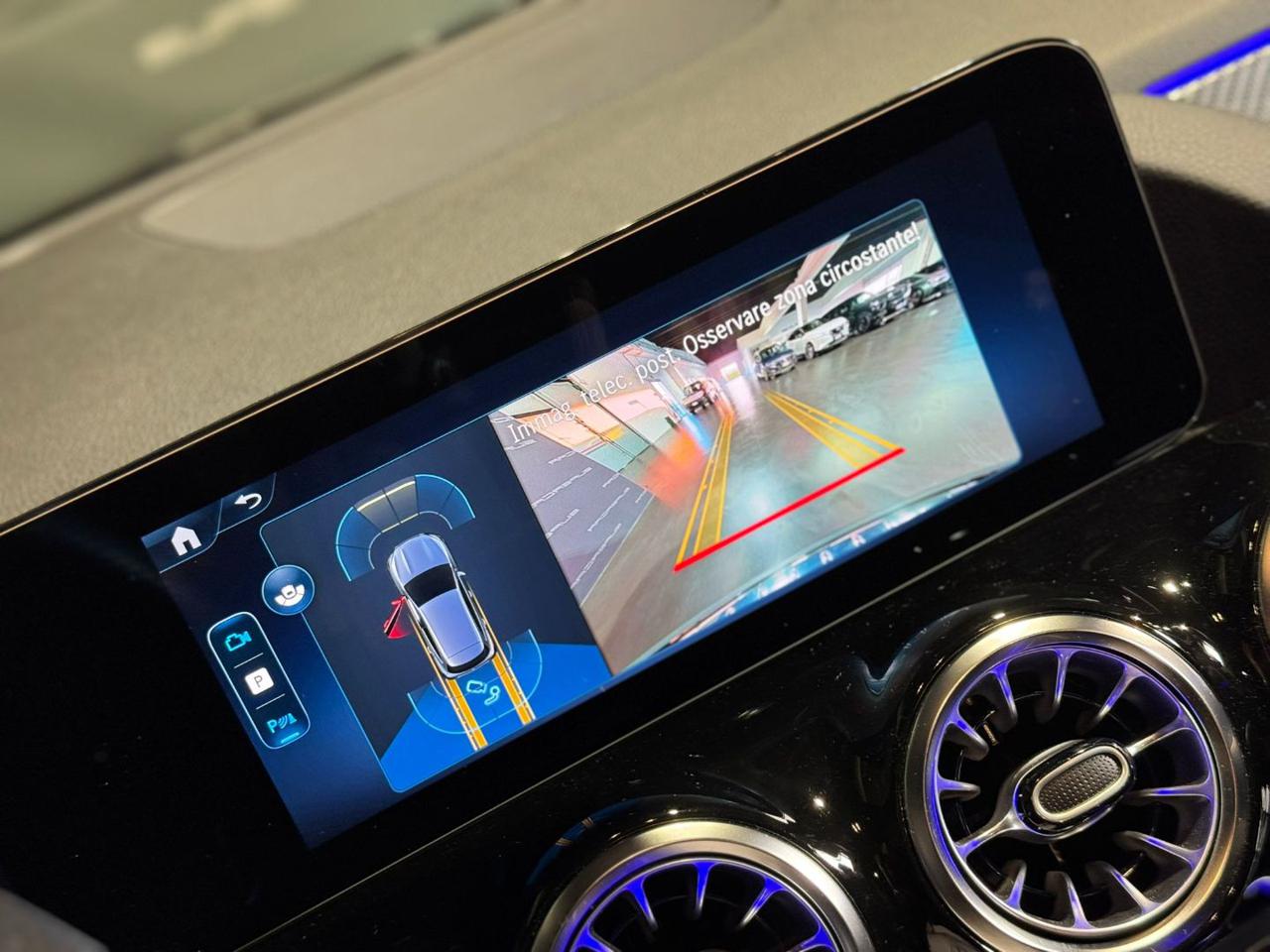 MERCEDES-BENZ GLA 200 d Automatic AMG Line Advanced Plus GANCIO TRAINO - 15