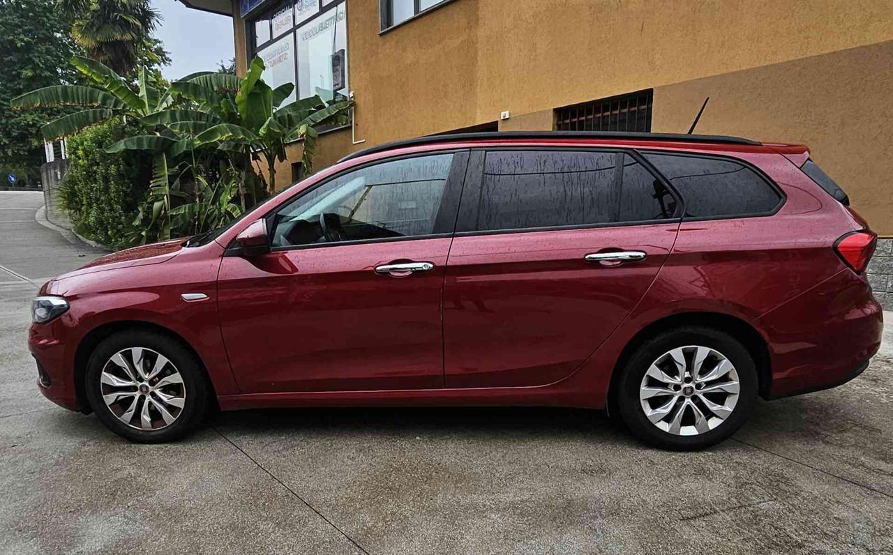 FIAT Tipo 1.4 T-Jet 120CV SW Lounge - 4