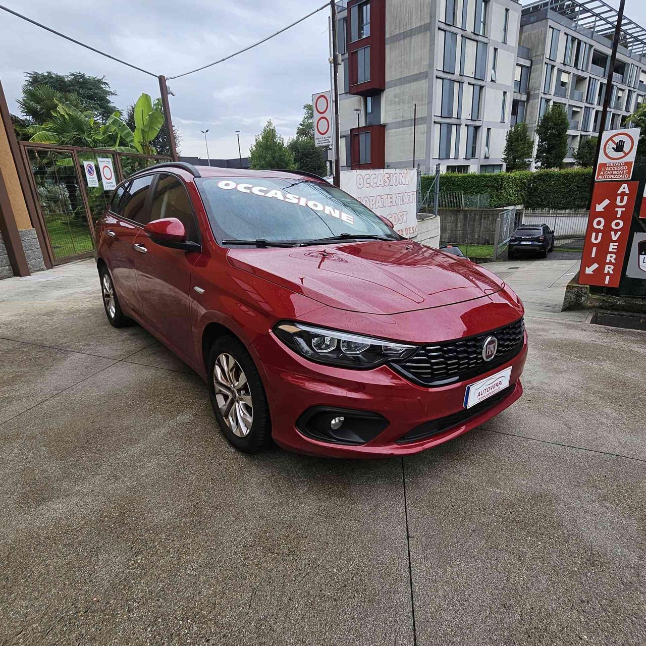FIAT Tipo 1.4 T-Jet 120CV SW Lounge - 14