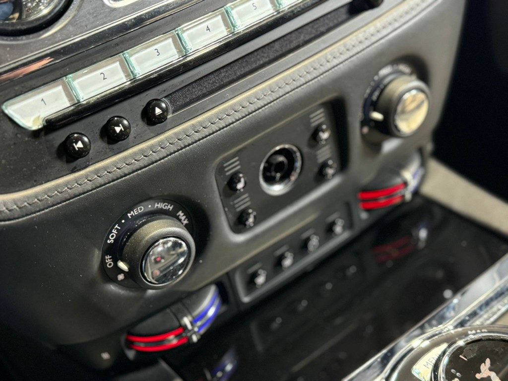 ROLLS-ROYCE Ghost Ghost - 17