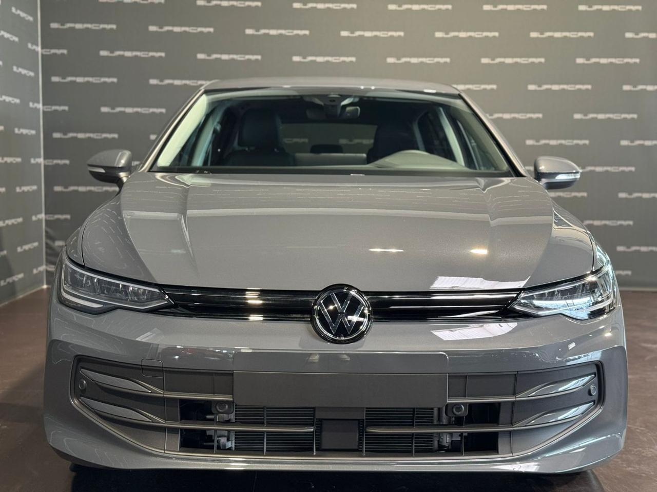 VOLKSWAGEN Golf 1.5 eTSI 115 CV DSG Life - 2