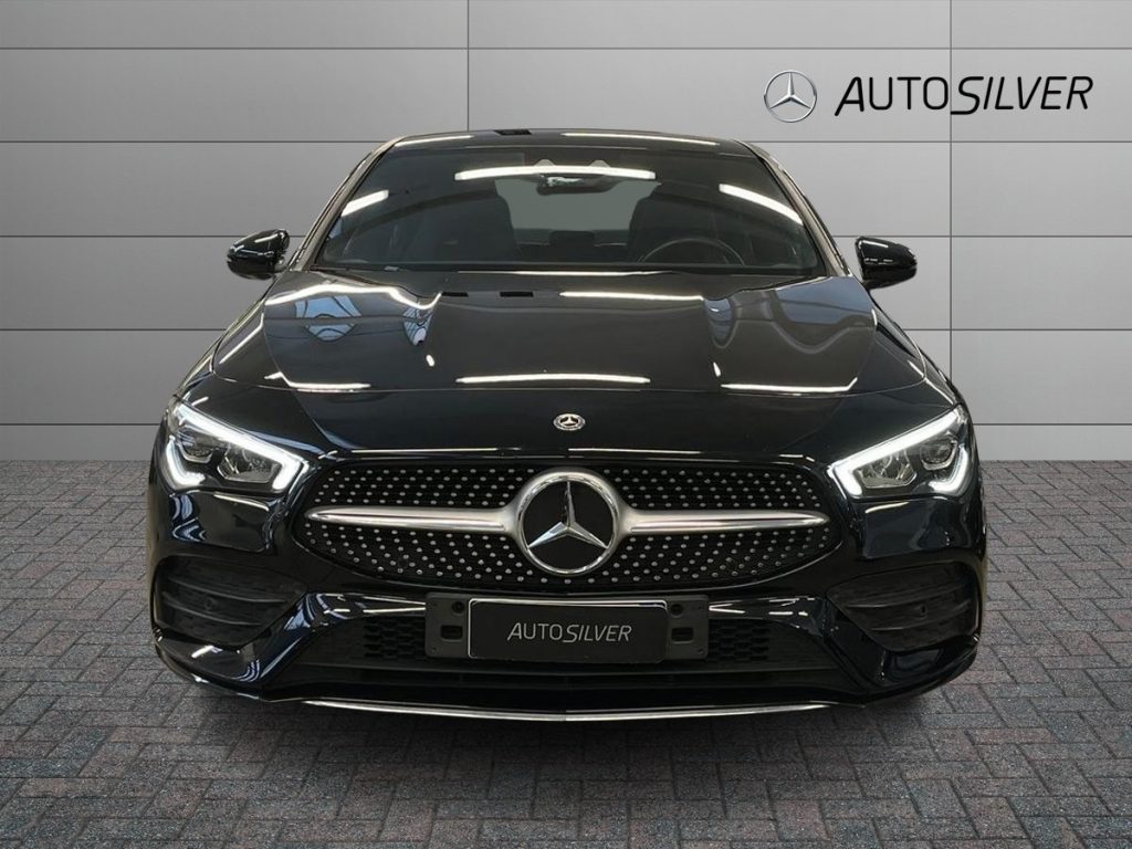 MERCEDES-BENZ CLA 180 d Automatic Premium - 3