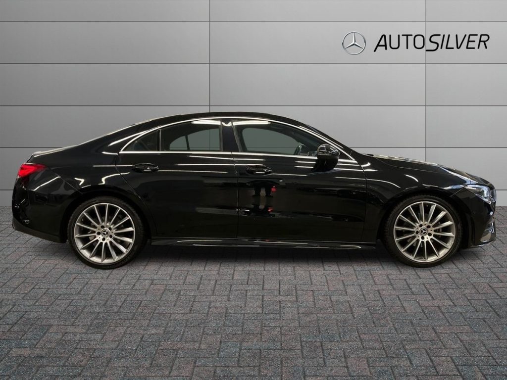 MERCEDES-BENZ CLA 180 d Automatic Premium - 5