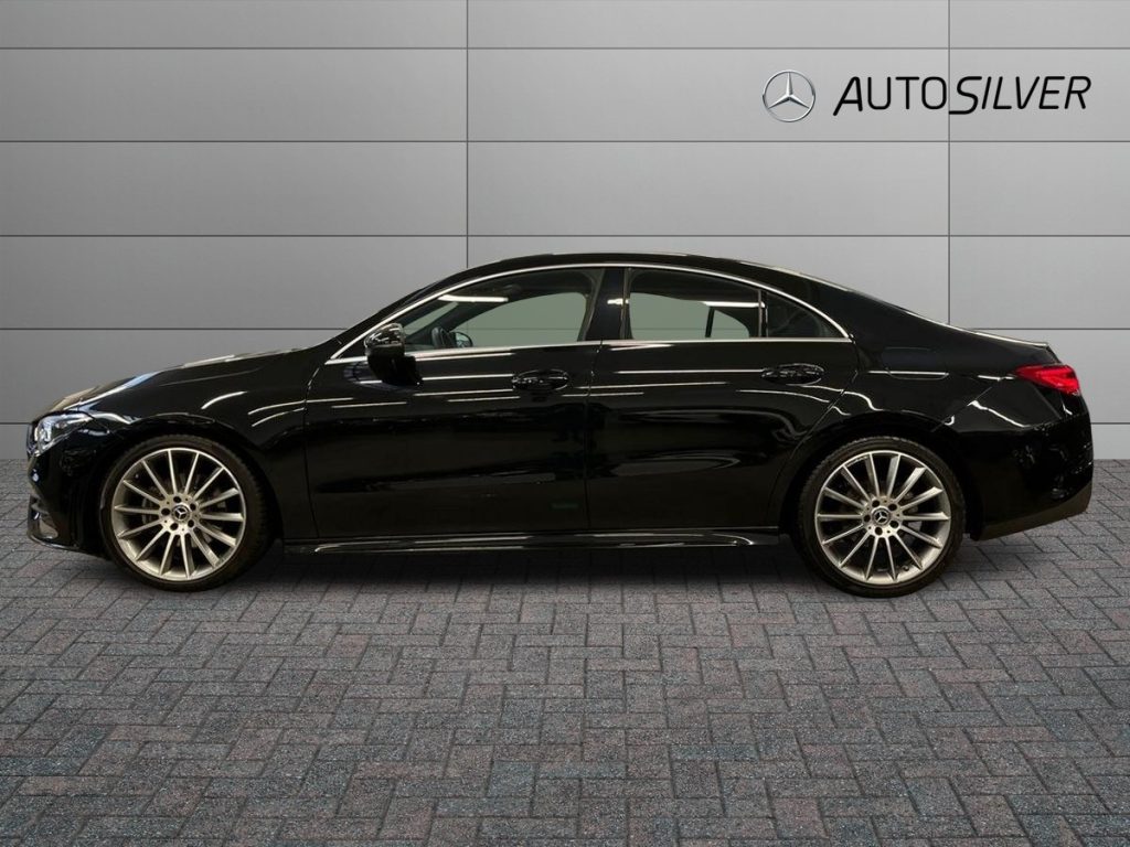 MERCEDES-BENZ CLA 180 d Automatic Premium - 6