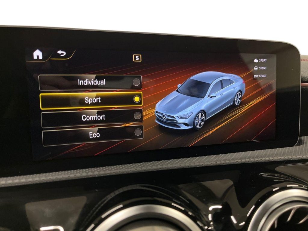 MERCEDES-BENZ CLA 180 d Automatic Premium - 12