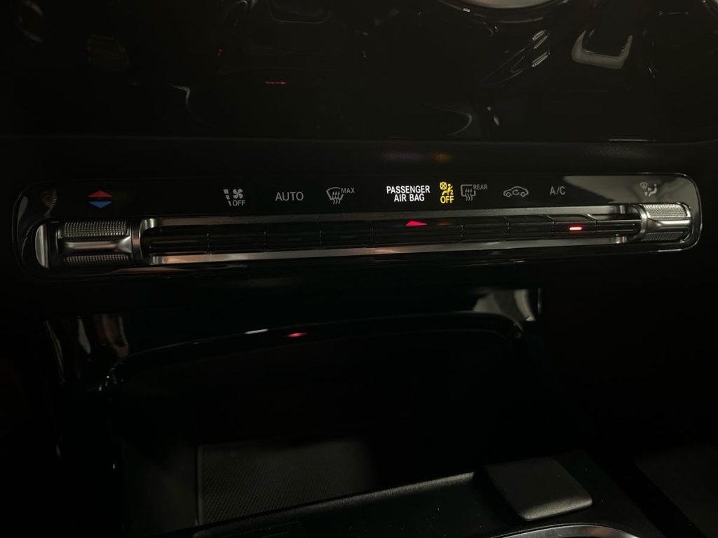 MERCEDES-BENZ CLA 180 d Automatic Premium - 14