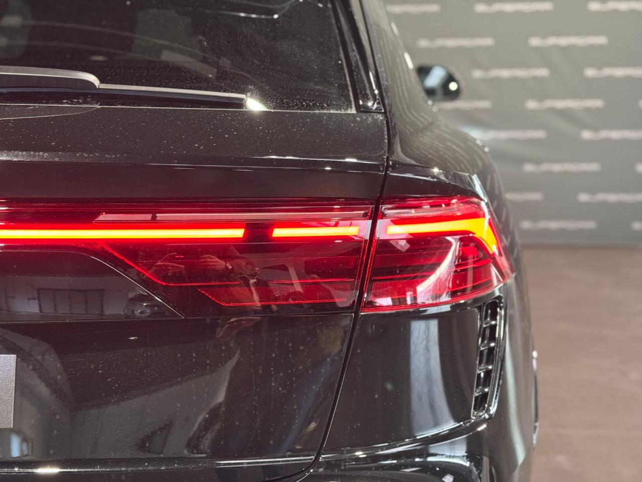 AUDI RS Q8 TFSI V8 quattro tiptronic Performance - 6